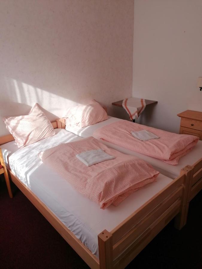 Ostalgie Ferienheim Sorgenfrei Hotell Exteriör bild